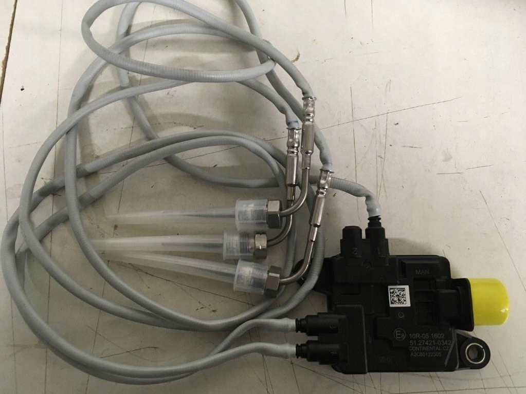 Czujnik 3 czujniki temperatury spalin MAN TGX TGS LIONS 51274210342