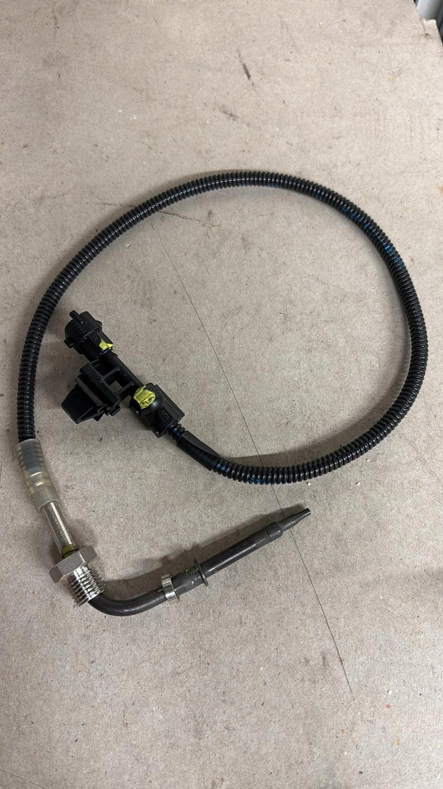 CZUJNIK TEMPERATURY SPALIN KATALIZAT IVECO STRALIS 5801455941