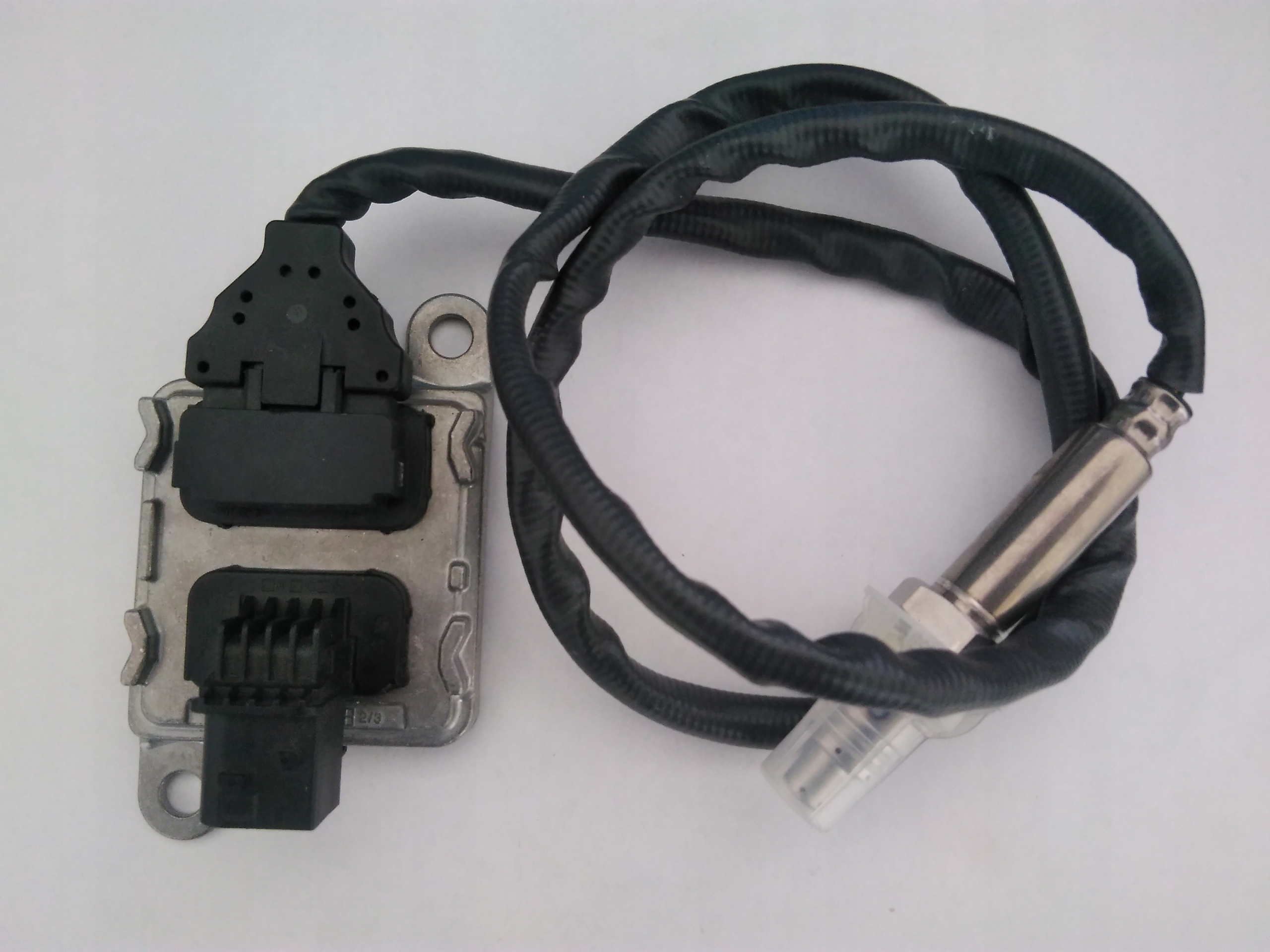 Czujnik NOX Sensor Sonda Mercedes A0101531828 12v