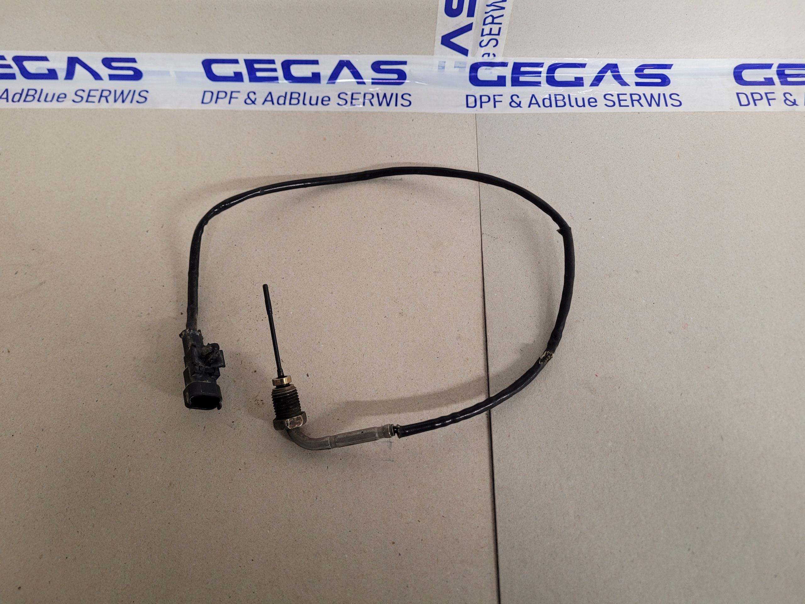ORYGINALNY CZUJNIK TEMPERATURY SPALIN IVECO DAILY V 2.3 HPI 5801356474 FV