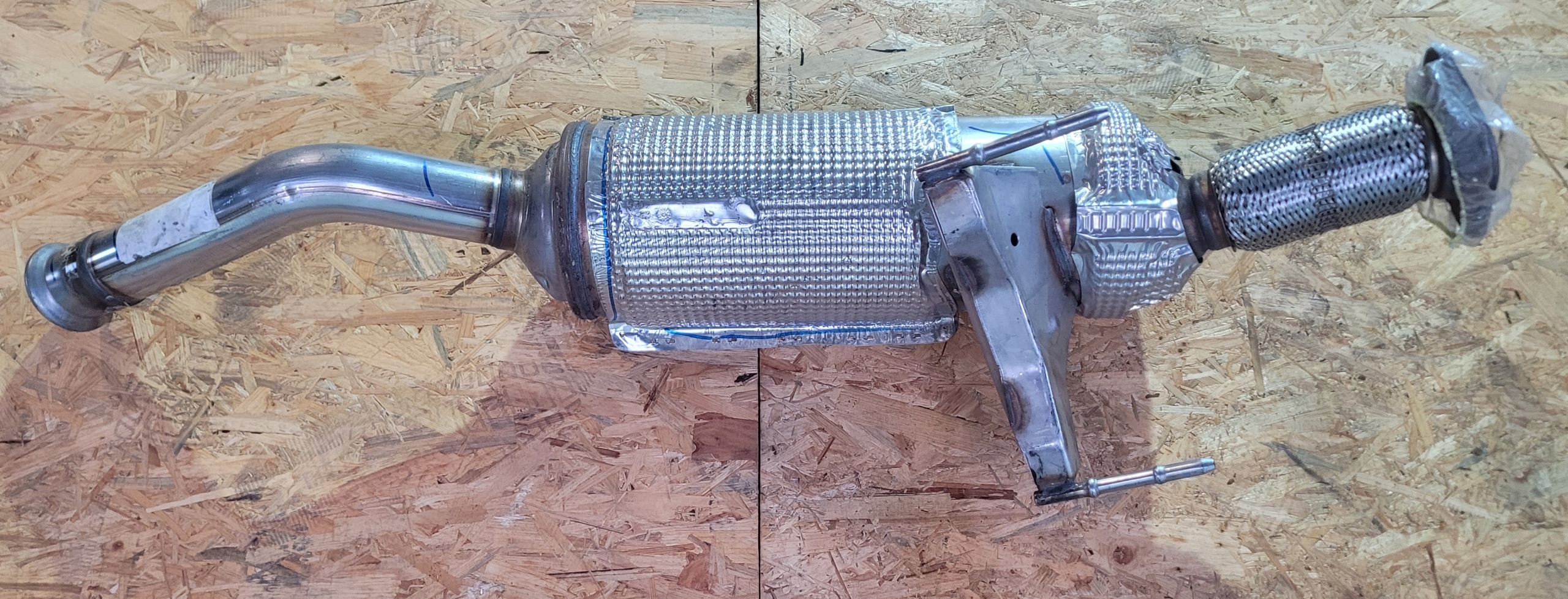 NOWY ORYGINALNY KATALIZATOR FILTR DPF MASTER III MOVANO B 208027592R E6