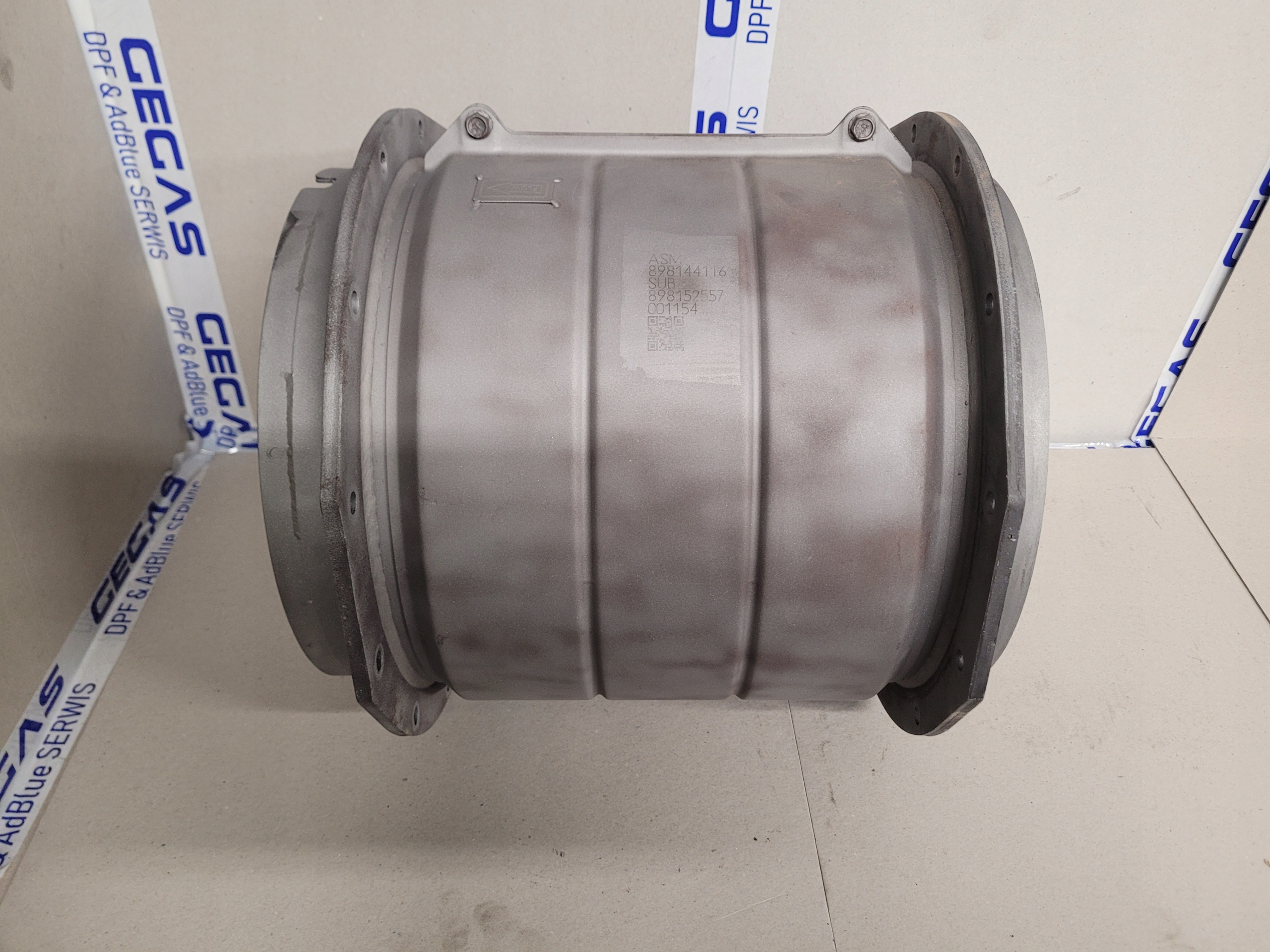 JAK NOWY ORYGINALNY FILTR DPF ISUZU HITACHI MITSUBISHI 4HK1 6HK1 EURO 6