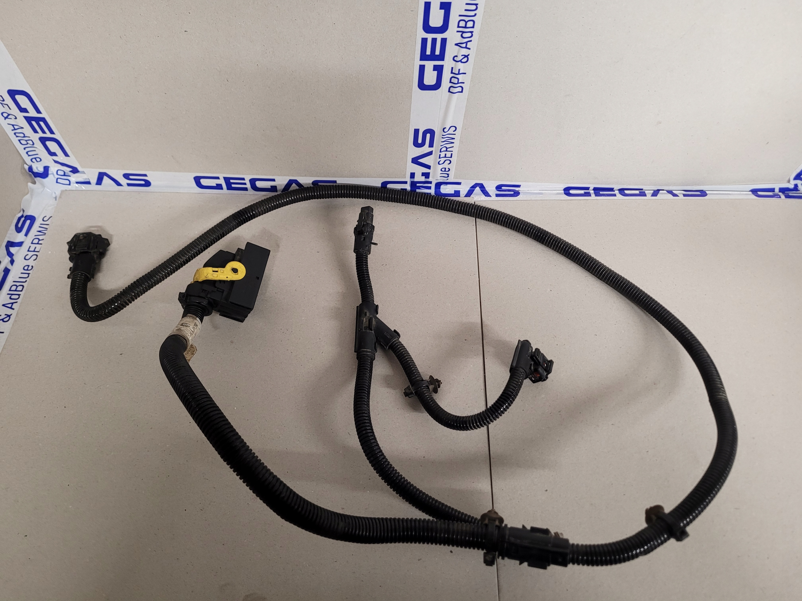 WIĄZKA ELEKTRYCZNA KATALIZATORA SCR VOLVO FM FH 700 EURO 5 21579814 FV